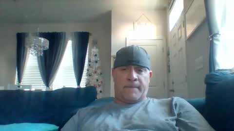 Snapshot of hotyummycock69 chatting on 12/20/25, 03:52 hotyummycock69 online show from 12/20/25, 03:52