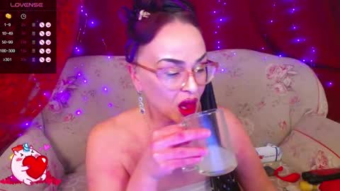 Snapshot of hotzlata chatting on 02/12/25, 06:19 Hotzlata online show from 02/12/25, 06:19