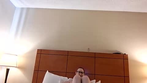 Snapshot of houdeano chatting on 02/08/26, 02:42 Dildo rider online show from 02/08/26, 02:42