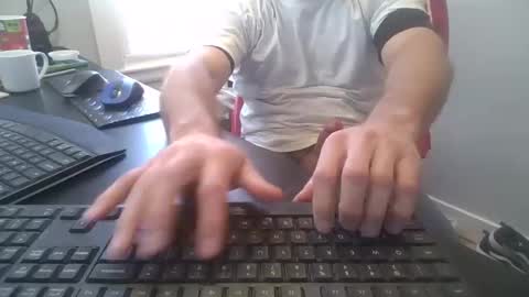 hoverday online show from 12/01/25, 07:19