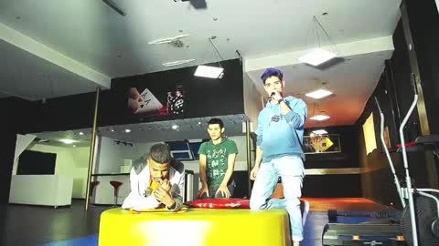 Snapshot of howents chatting on 01/26/25, 12:37 HOWENTS online show from 01/26/25, 12:37