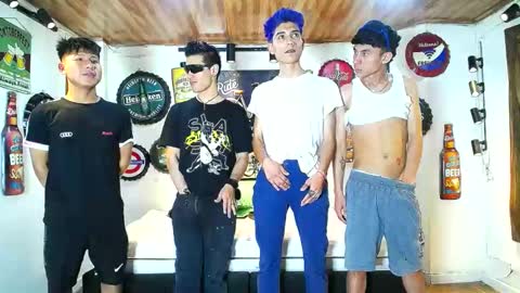 Snapshot of howents chatting on 03/09/25, 04:05 HOWENTS online show from 03/09/25, 04:05