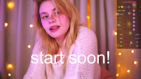 Snapshot of howimeturmum chatting on 12/25/24, 10:50 ash. see u on sunday online show from 12/25/24, 10:50