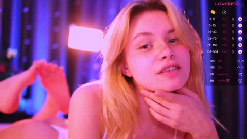 Snapshot of howimeturmum chatting on 12/26/24, 06:43 ash. see u on sunday online show from 12/26/24, 06:43