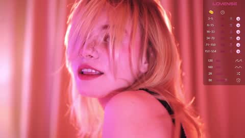 Snapshot of howimeturmum chatting on 12/29/24, 10:23 ash. see u on sunday online show from 12/29/24, 10:23