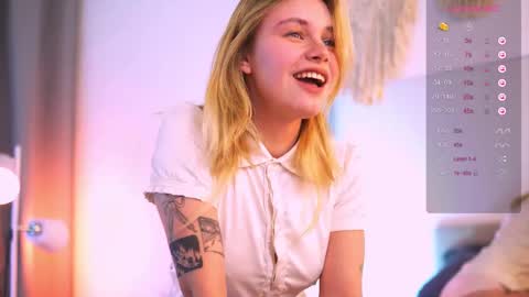 Snapshot of howimeturmum chatting on 02/24/25, 02:04 ash. see u on sunday online show from 02/24/25, 02:04