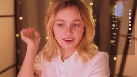 Snapshot of howimeturmum chatting on 03/05/25, 09:37 ash. see u on sunday online show from 03/05/25, 09:37