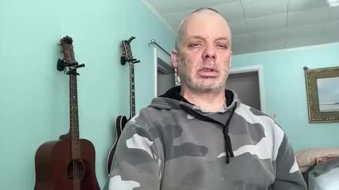 Snapshot of howlingatnothing chatting on 02/25/26, 04:27 howlingatnothing online show from 02/25/26, 04:27