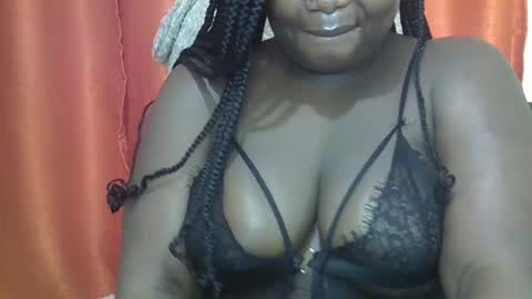 Snapshot of howt_lovee chatting on 12/03/24, 01:08 Hailey chloe online show from 12/03/24, 01:08
