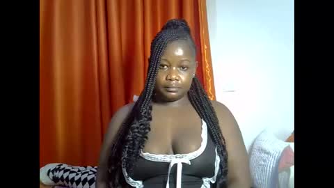 Snapshot of howt_lovee chatting on 09/24/25, 02:04 Hailey chloe online show from 09/24/25, 02:04