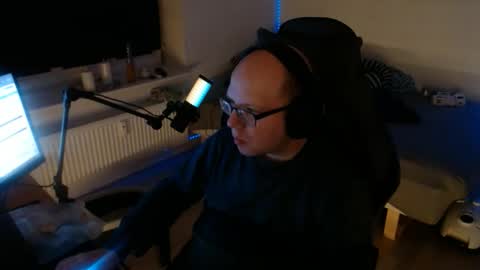 Snapshot of hoyboydkk chatting on 03/10/26, 12:15 Christian online show from 03/10/26, 12:15