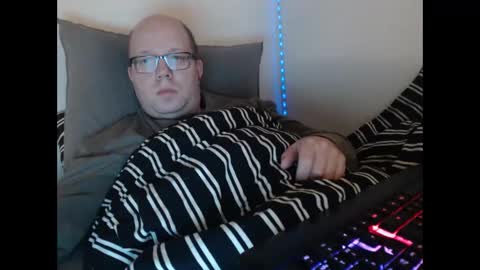 Snapshot of hoyboydkk chatting on 03/23/26, 09:41 Christian online show from 03/23/26, 09:41