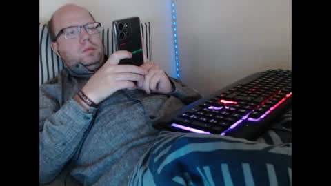 Snapshot of hoyboydkk chatting on 04/29/26, 08:18 Christian online show from 04/29/26, 08:18