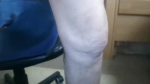 Snapshot of hpfr99xx chatting on 10/23/25, 09:08 hpfr99xx online show from 10/23/25, 09:08