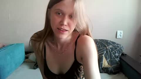 Snapshot of huba_boobies chatting on 07/08/26, 04:28 huba_boobies online show from 07/08/26, 04:28