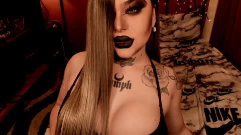 Snapshot of hubadera chatting on 12/13/24, 01:26 hubadera online show from 12/13/24, 01:26