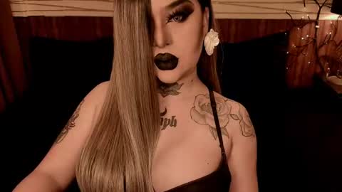 Snapshot of hubadera chatting on 03/07/25, 12:37 hubadera online show from 03/07/25, 12:37