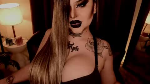 Snapshot of hubadera chatting on 04/13/26, 10:04 hubadera online show from 04/13/26, 10:04