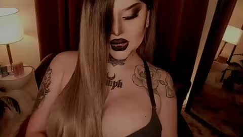 Snapshot of hubadera chatting on 04/20/26, 12:24 hubadera online show from 04/20/26, 12:24