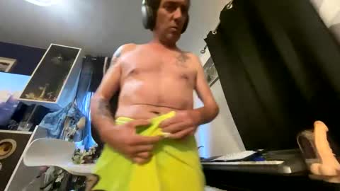 Snapshot of hubeer chatting on 04/24/26, 05:37 hubeer online show from 04/24/26, 05:37