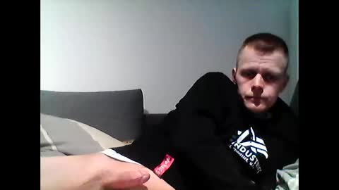 hubikush22 online show from 12/26/24, 04:25