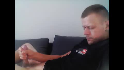 hubikush22 online show from 09/28/25, 03:17