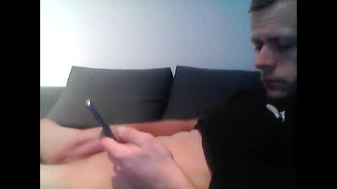 hubikush22 online show from 11/30/25, 05:33