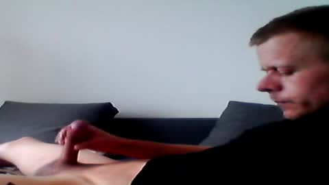 Snapshot of hubikush22 chatting on 04/16/26, 06:58 hubikush22 online show from 04/16/26, 06:58