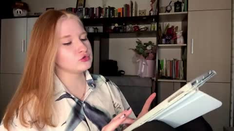 Hia online show from 04/16/26, 11:44