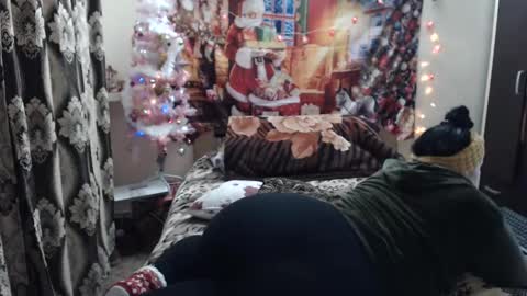 Snapshot of hugeassdevil chatting on 12/14/24, 04:56 hugeassdevil online show from 12/14/24, 04:56