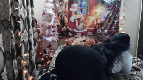 Snapshot of hugeassdevil chatting on 12/22/24, 02:39 hugeassdevil online show from 12/22/24, 02:39