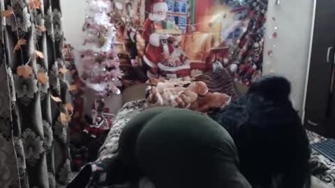 Snapshot of hugeassdevil chatting on 01/15/25, 03:29 hugeassdevil online show from 01/15/25, 03:29