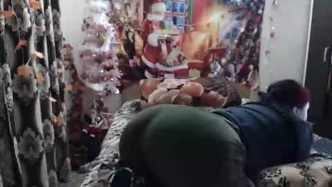 Snapshot of hugeassdevil chatting on 01/16/25, 06:48 hugeassdevil online show from 01/16/25, 06:48