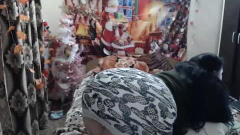 Snapshot of hugeassdevil chatting on 02/15/25, 10:31 hugeassdevil online show from 02/15/25, 10:31