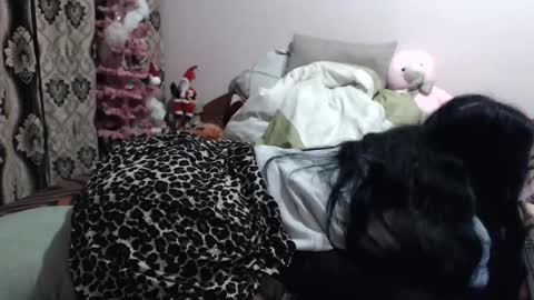 Snapshot of hugeassdevil chatting on 12/14/25, 09:30 hugeassdevil online show from 12/14/25, 09:30