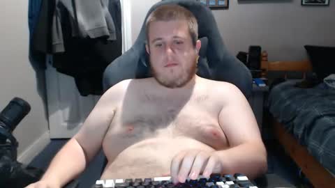 Snapshot of hugechris30 chatting on 10/06/25, 10:29 Hugechris online show from 10/06/25, 10:29