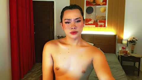 Snapshot of hugecock_nathalie15 chatting on 10/18/25, 07:36 nathalie online show from 10/18/25, 07:36