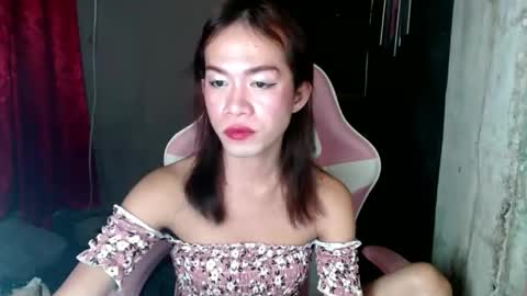 Snapshot of hugecockanna chatting on 01/06/25, 04:55 hugecockanna online show from 01/06/25, 04:55