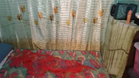 Snapshot of hugecockanna chatting on 10/08/25, 03:04 hugecockanna online show from 10/08/25, 03:04