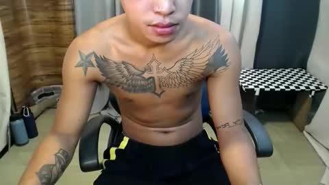 hugecockchristian online show from 11/13/25, 03:05