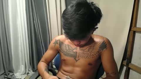 hugecockchristian online show from 11/16/25, 10:32