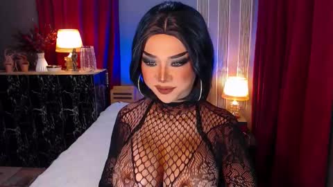 Christine online show from 10/02/25, 04:58