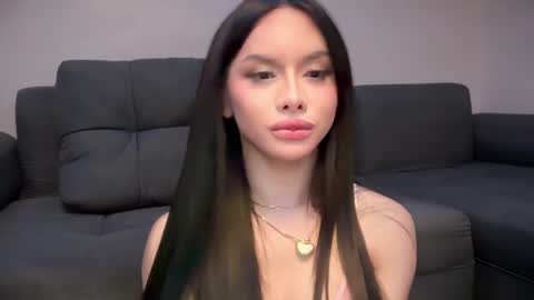 Tine Castillo online show from 02/11/25, 07:02