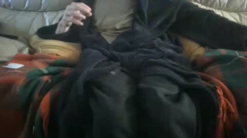 hugenob4u online show from 11/02/25, 03:25