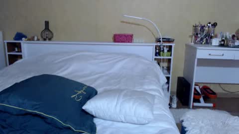 Snapshot of hugetittiesgerda chatting on 02/12/26, 09:21 Gerda online show from 02/12/26, 09:21