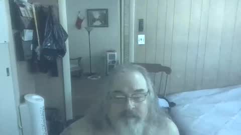 Snapshot of huggybear566 chatting on 02/27/26, 02:39 lonely huggy bear online show from 02/27/26, 02:39