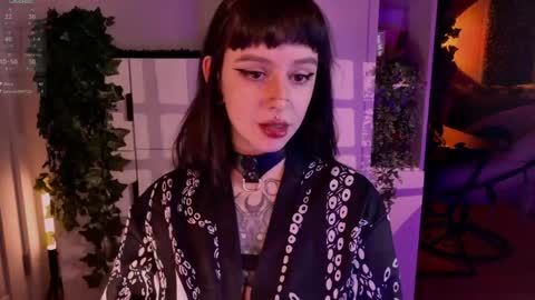 Mika online show from 03/30/26, 06:42