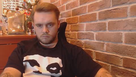 Hugo online show from 01/12/25, 06:16