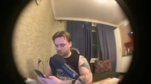 Snapshot of hugo__brad chatting on 03/09/26, 04:55 Hugo online show from 03/09/26, 04:55