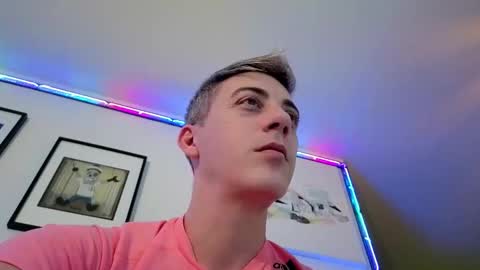 Snapshot of hugolandcam chatting on 12/03/25, 09:46 Hugo online show from 12/03/25, 09:46